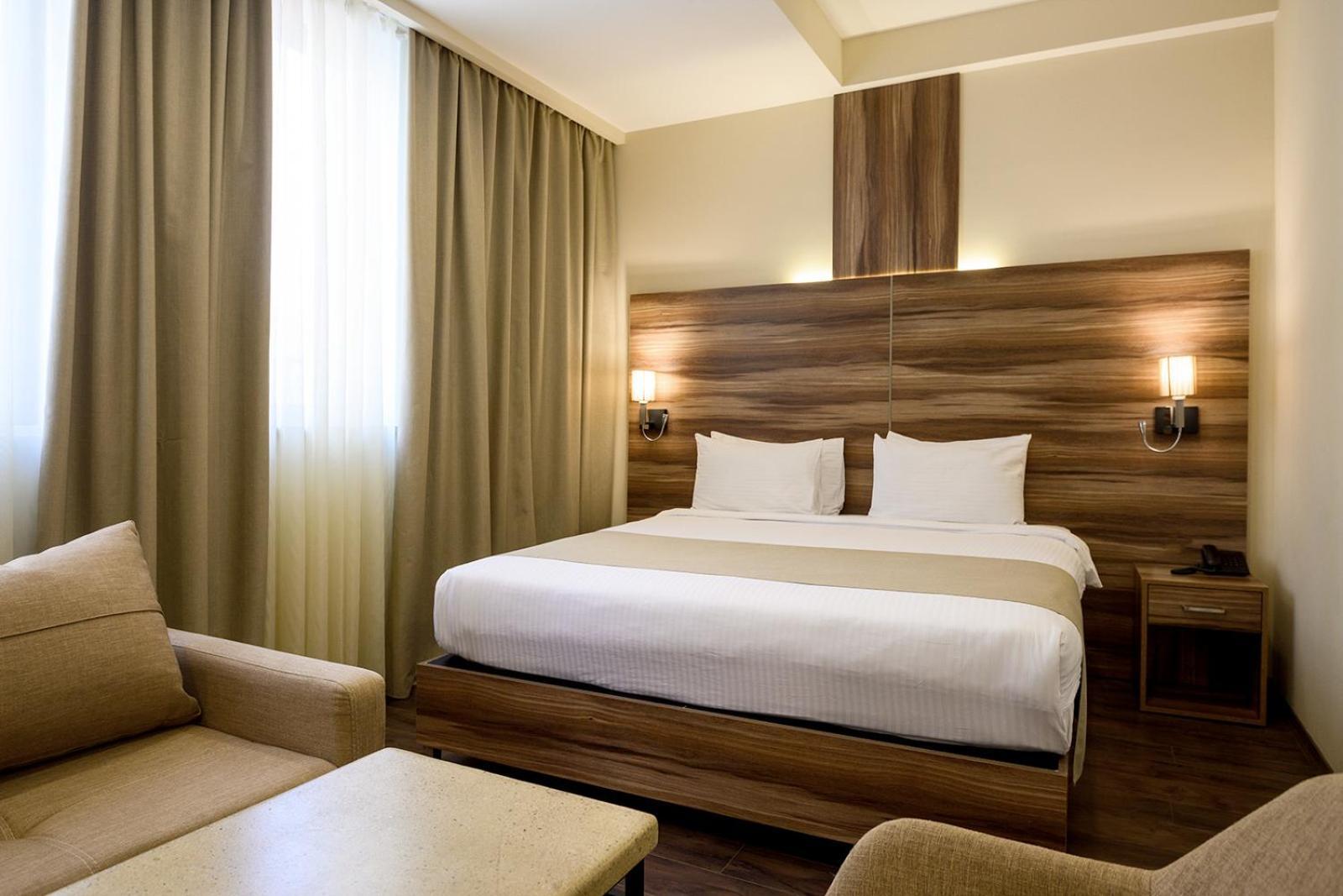 Nacho Hotel Ереван Екстериор снимка
