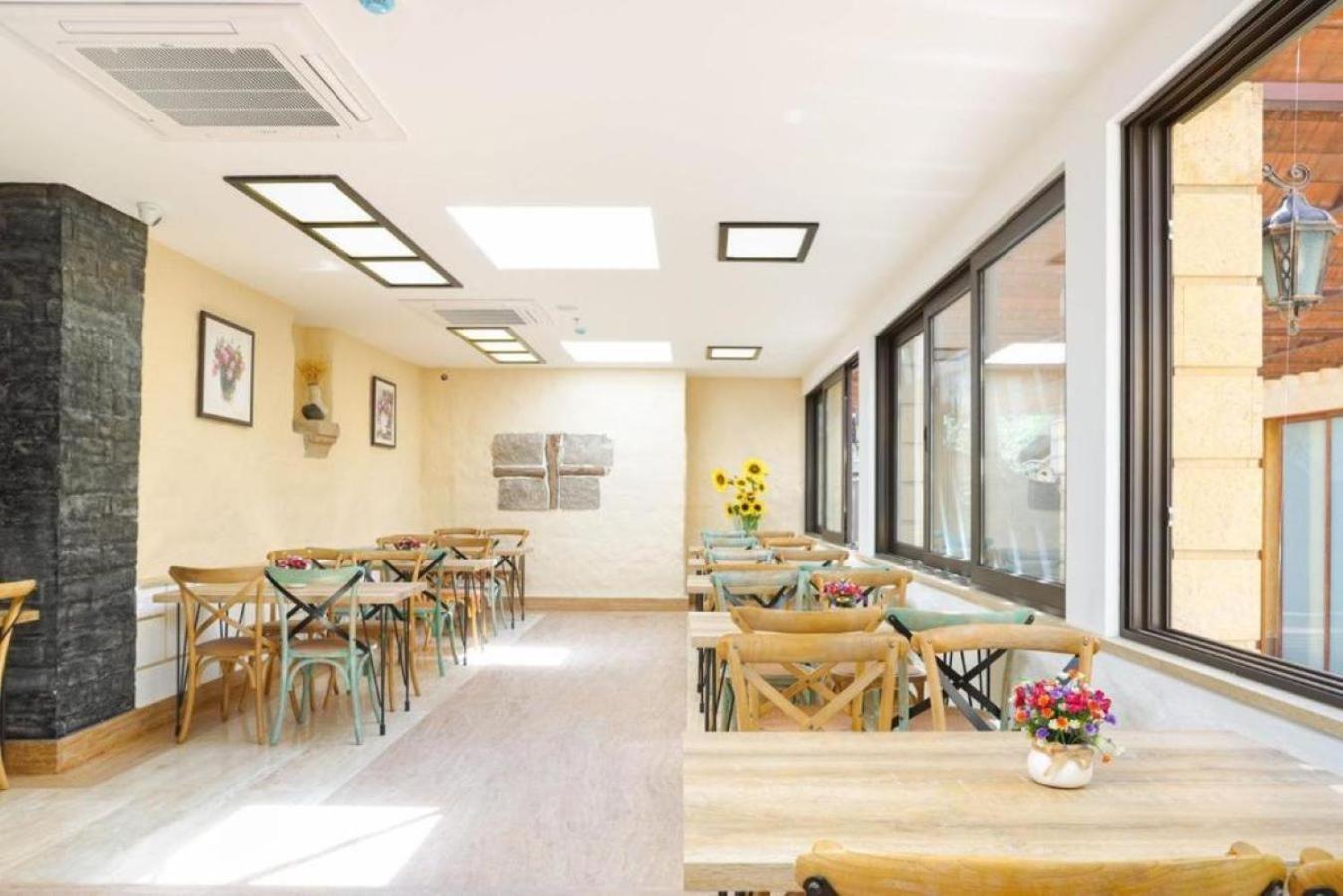 Nacho Hotel Ереван Екстериор снимка